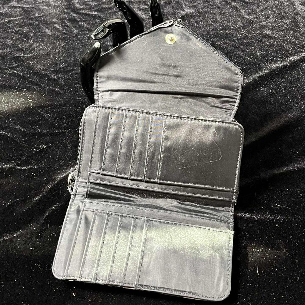 Y2K Black & Gray Heart Wallet - Picture 8 of 10